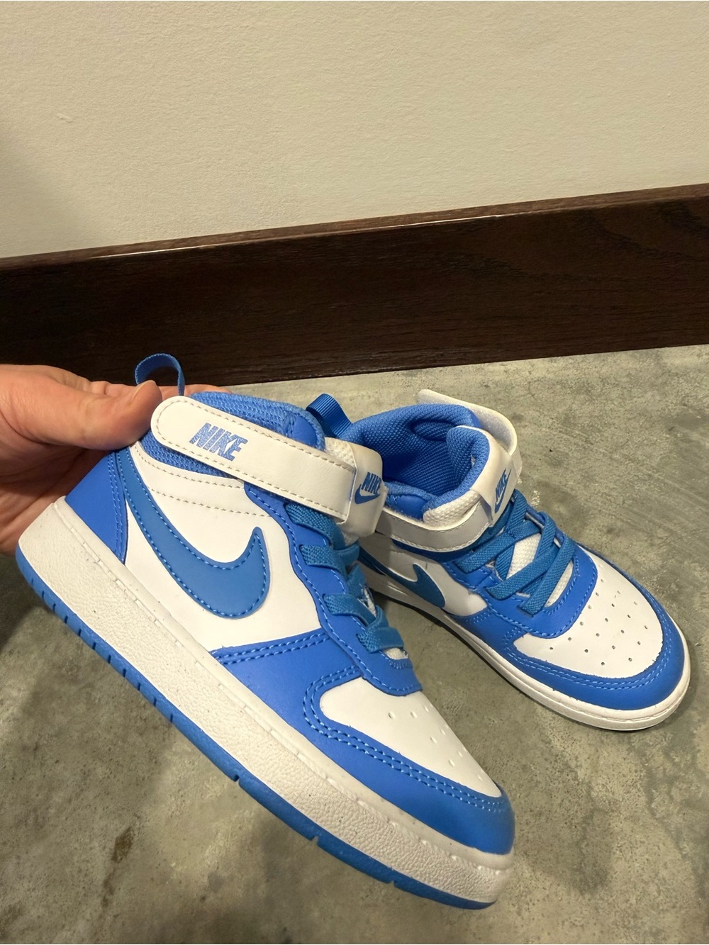 Nike Kids Blue and White Mid-Top Sneakers with Velcro Strap